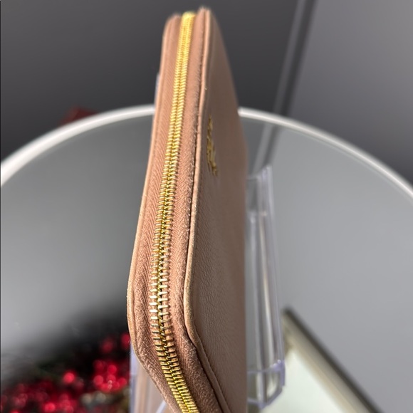 Prada Pink Saffiano Large Leather Wallet - Picture 3 of 16